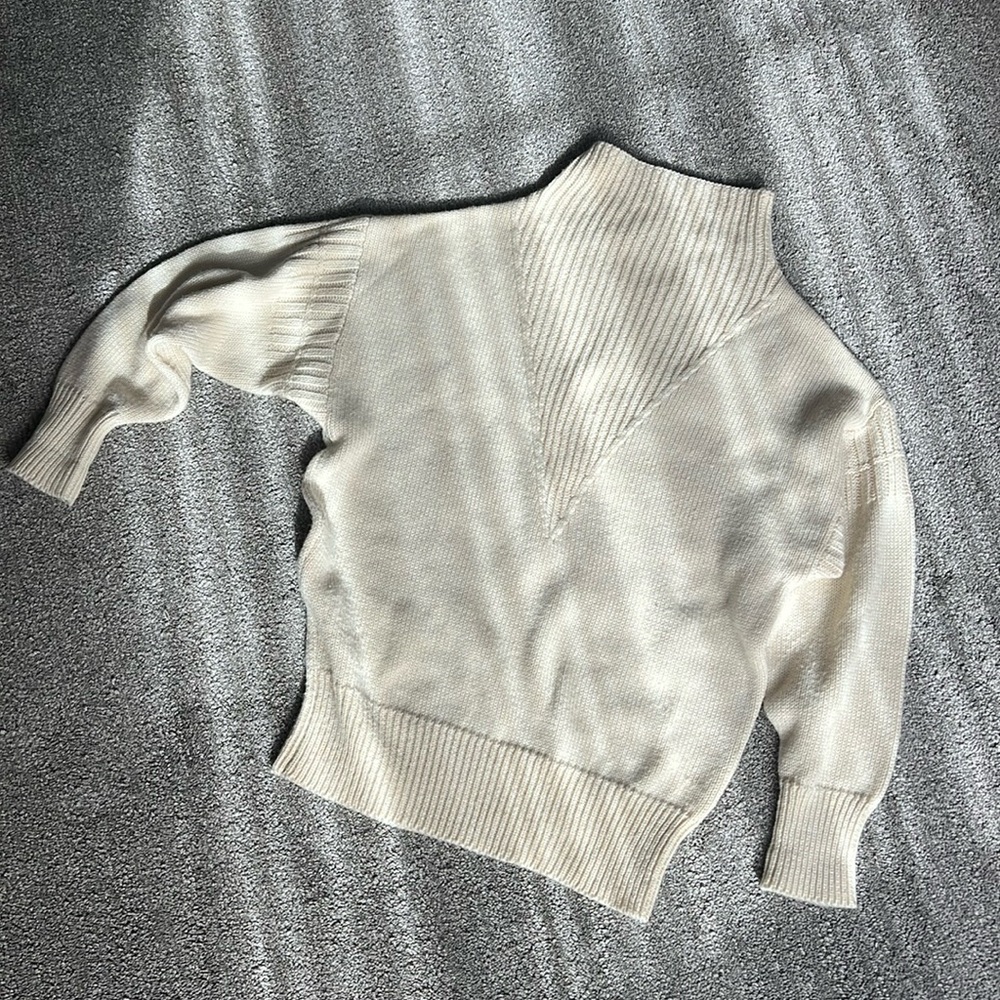 Vintage Chunky Knit 80s Wool Blend Cream high Neck Sweater